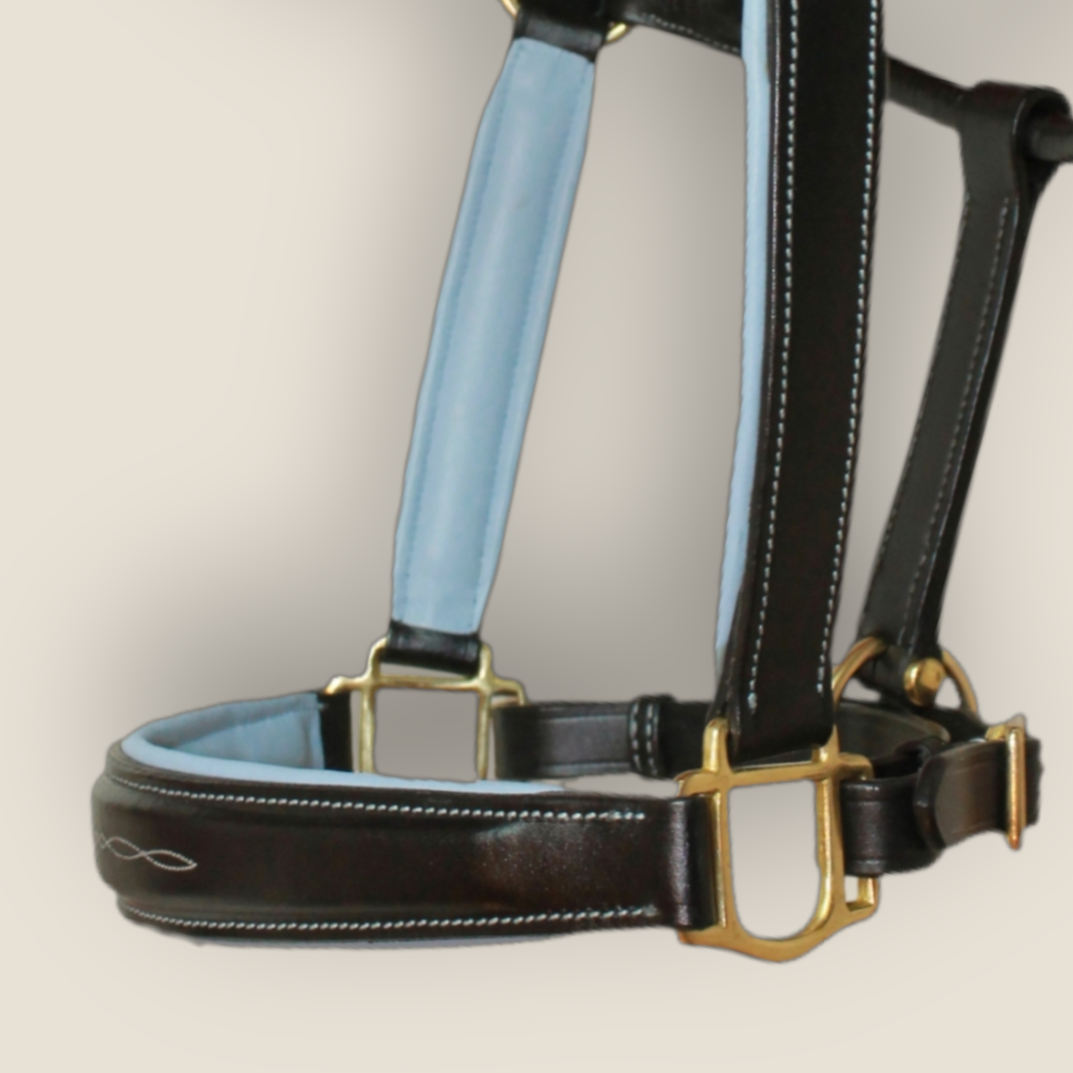 Sky ultra comfort halter 